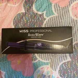 KISS professional instaWave hair curler
